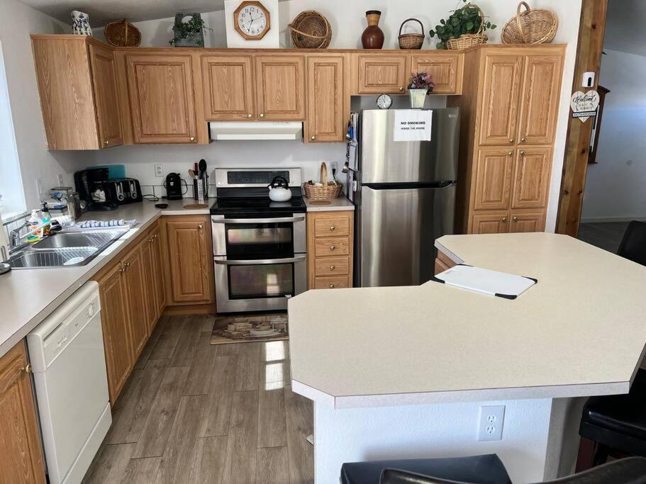 Death Valley/Prairiefire 3Bd/2Ba Home W/ Kitchen Pahrump Eksteriør bilde
